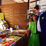 Local de venta de artesanías en la Plaza Comercial de acceso al Parque de Aventura