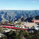 Plaza comercial en Parque de Aventura 7