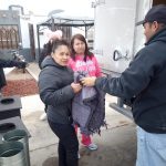 Acude Desarrollo Social a diferentes puntos de la ciudad a entregar calentones y cobijas 7 calentones cobijas 8