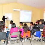 Equipan con computadoras y tabletas electrónicas a primaria de colonia Punta Naranjos 4 eq 5