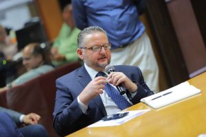 Alcalde encabeza reunión 7