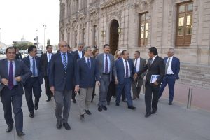 Cumple Gobernador y entrega su Tercer Informe al Congreso del Estado 13 DAH2195 3