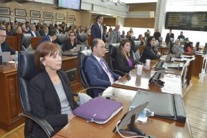 Cumple Gobernador y entrega su Tercer Informe al Congreso del Estado 20 DAH2274 3