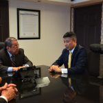 Se reúnen secretario de Salud y cónsul de China para reforzar acciones contra coronavirus 8 Encuentro del Secretario de Salud con el Cónsul de China 11