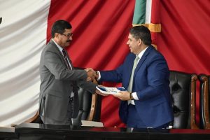 Cumple Gobernador y entrega su Tercer Informe al Congreso del Estado 2 Informe 3 Congreso 2 3