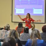 Imparten Estado y ONU Mujeres pláticas sobre equidad de género a personal de Educación 9 ROY 4214