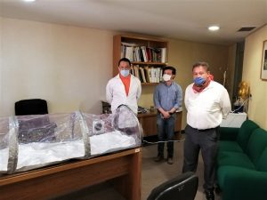 Entrega Alcalde cápsulas para traslado al IMSS y al Hospital Integral 4