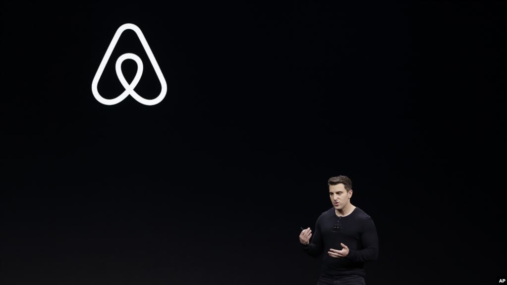 Airbnb despide a 25% de empleados por caída en viajes 1 Brian Chesky AirBnB