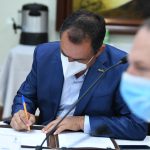 Firma industria de la construcción compromiso de protocolo sanitario para proceso de reapertura 12 DSC 3196