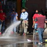 Apoyan comerciantes en limpieza del Centro Histórico 6 limpian centro 6