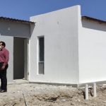 Supervisa Carlos Borruel construcción de viviendas