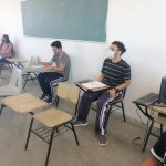 Entrega Juan Carlos Loera becas Benito Juárez a jóvenes estudiantes de Telebachillerato de Jiménez 1 Telebachillerato 1