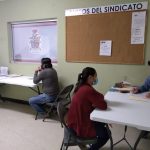 Atiende Desarrollo Social a padres y tutores que buscan beca de programa Primero L@s Niñ@s 4 ds becas 4