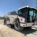 Continúa Municipio con trabajos del Pavimonster en avenida de Las Torres 6 pavimentacion 7