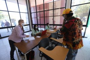 Continúa la recepción de documentos para el Programa de Becas Escolares 5