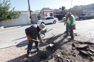 Continúan Servicios Públicos actividades del programa “Juárez Iluminado” en tres colonias del suroriente 8