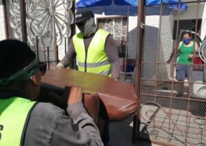 Continúan Servicios Públicos actividades del programa “Juárez Iluminado” en tres colonias del suroriente 9