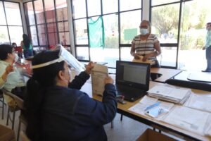 Avanza recepción de documentos y folios para Becas Escolares 1