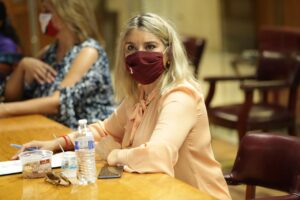 Revisan detalles del Programa Permanente de Empleo para la Mujer 5 Revisan detalles del Programa Permanente de Empleo para la Mujer 1