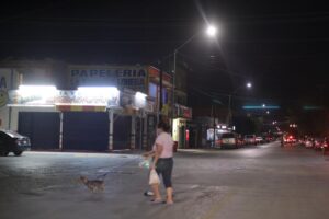 Supervisa Alcalde trabajos del Programa Juárez Iluminado en el suroriente 2