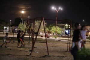 Supervisa Alcalde trabajos del Programa Juárez Iluminado en el suroriente 3
