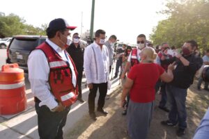 Lleva Alcalde Operativo Integral del Programa Juárez Iluminado a Horizontes del Sur 7 unidades medicas 1 2