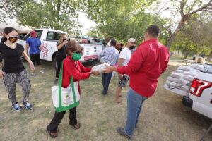 Lleva Alcalde Operativo Integral del Programa Juárez Iluminado a Horizontes del Sur 4 unidades medicas 10