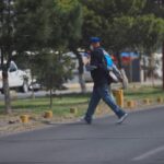 Extiende Protección Civil alerta amarilla por lluvias... 2 Clima transeunte persona