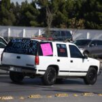 Pancartas y mensajes dan la bienvenida a AMLO 1 AMLO CDJ Aeropuerto 1