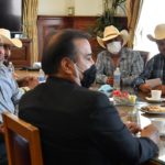 REUNION GOBERNADOR AGRICULTORES ESTACION CONSUELO 7