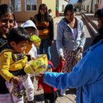 Entregan juguetes y dulces a menores indígenas de Cuauhtémoc, Parral y Chihuahua 11 IMG 6197