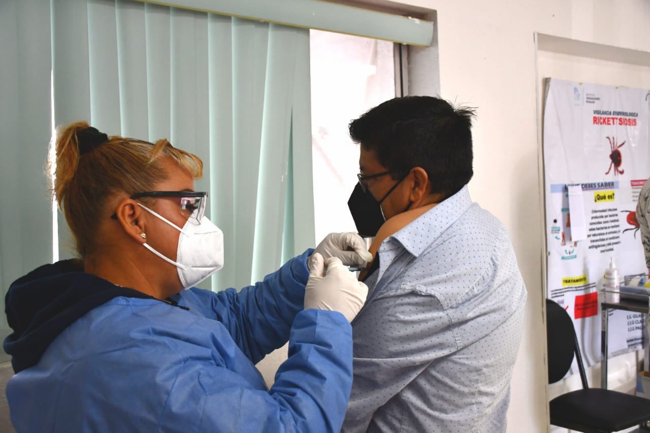 Personal médico del estado recibe segunda vacuna contra COVID 9 2A VACUNACION COVID PERSONAL SALUD 1