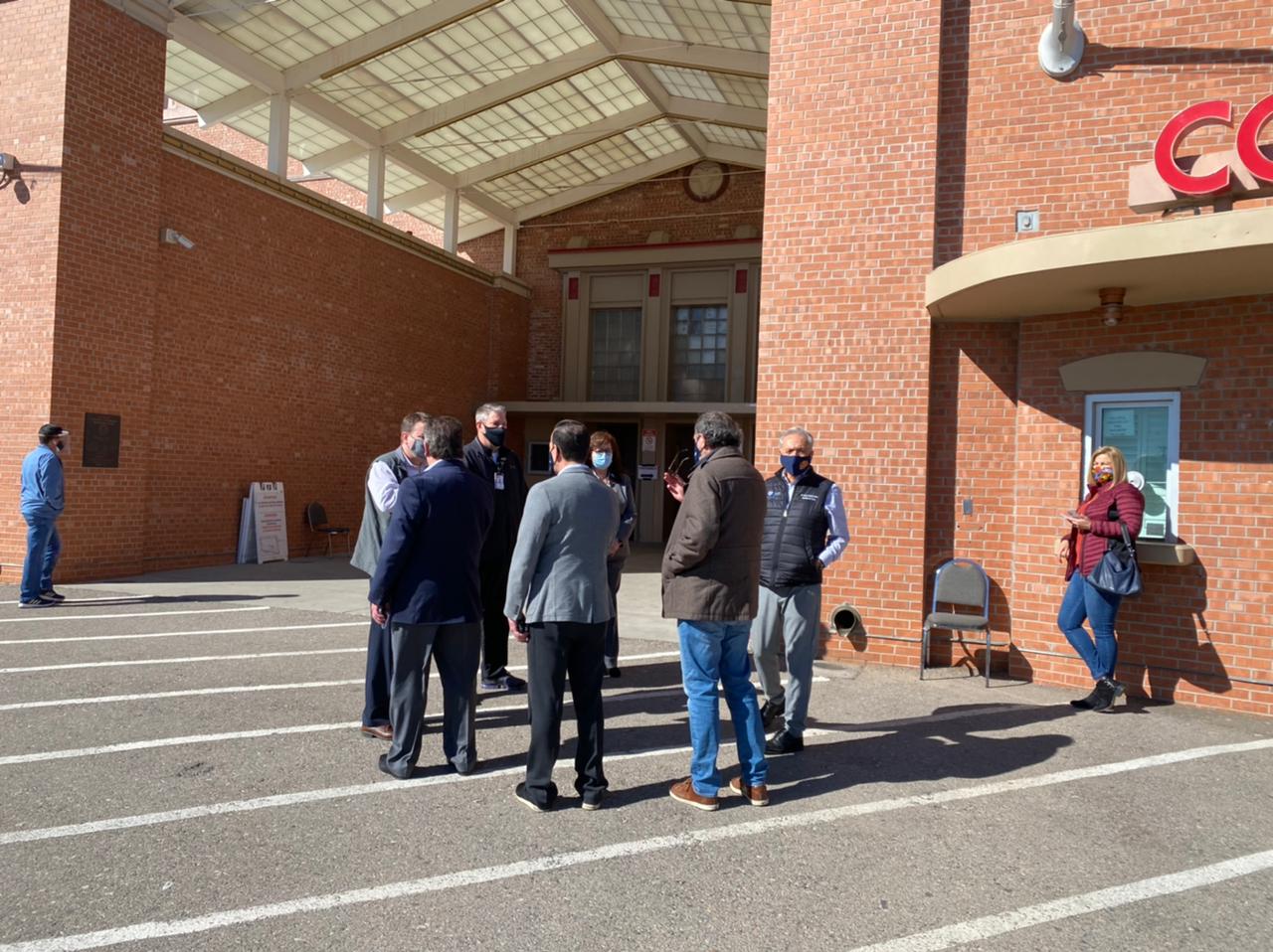 Autoridades del sector salud acuden a El Paso para aprender de la experiencia en vacunación 3 5 6