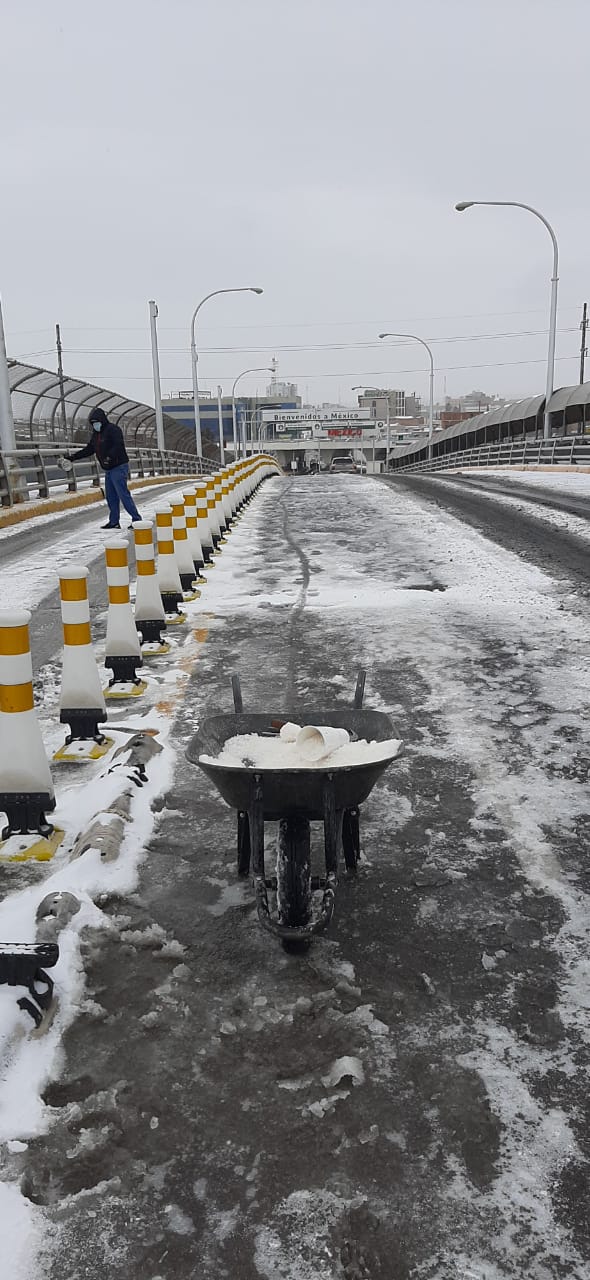 Aspectos de la nevada del domingo en diversas partes del estado 7