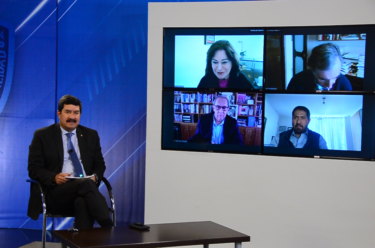 Libro “Balance Temprano” es instrumento fundamental para el análisis político nacional: Javier Corral 3 DAH 4626