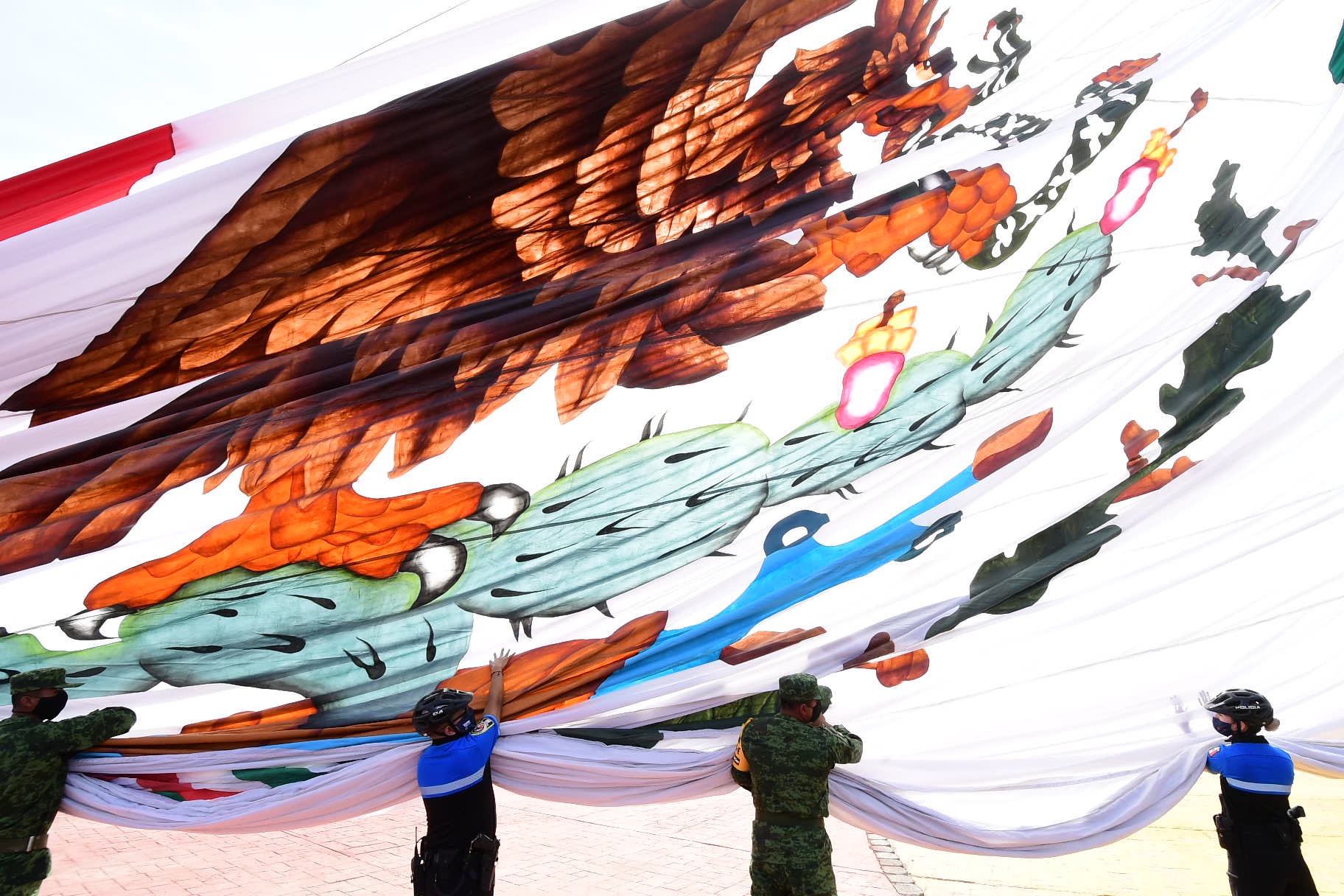 Gobernador Corral encabeza ceremonia por el Día de la Bandera 10 DIA DE LA BANDERA 2021 11
