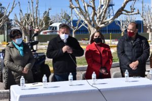 Entregan pintura a policía vial para pintado de calles 1 DSC 0028 resized 20210127 055837524 2048x1367