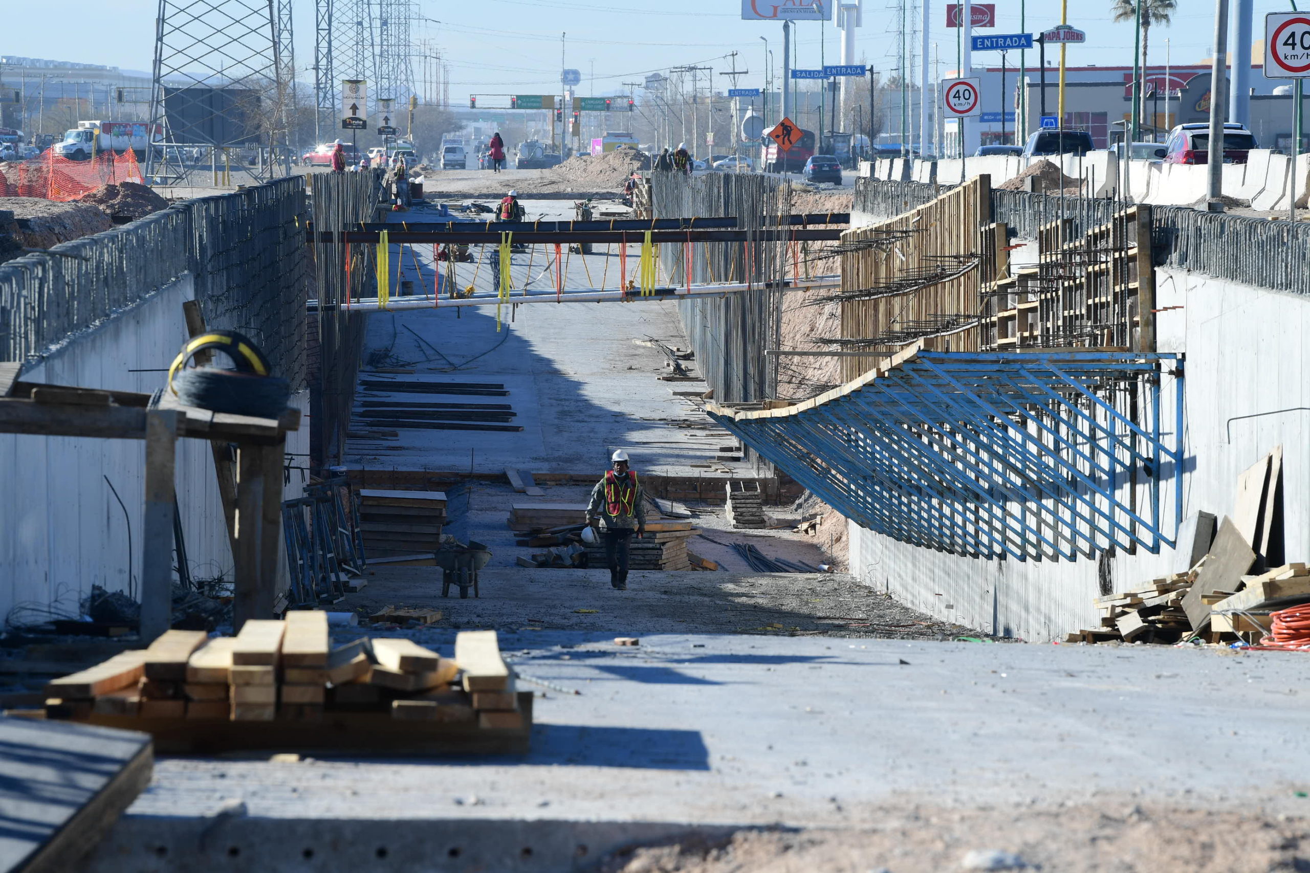 Vecinos de el paso a desnivel Valle del Sol concilian la obra 4 DSC 4284 scaled