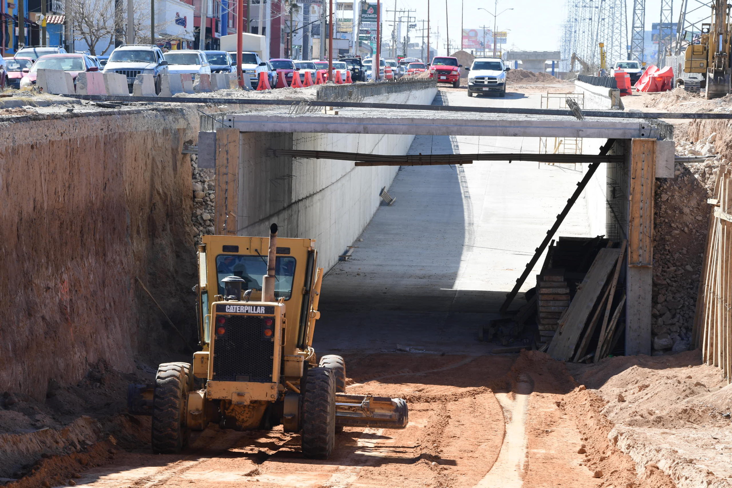 Vecinos de el paso a desnivel Valle del Sol concilian la obra 5 DSC 4429 scaled