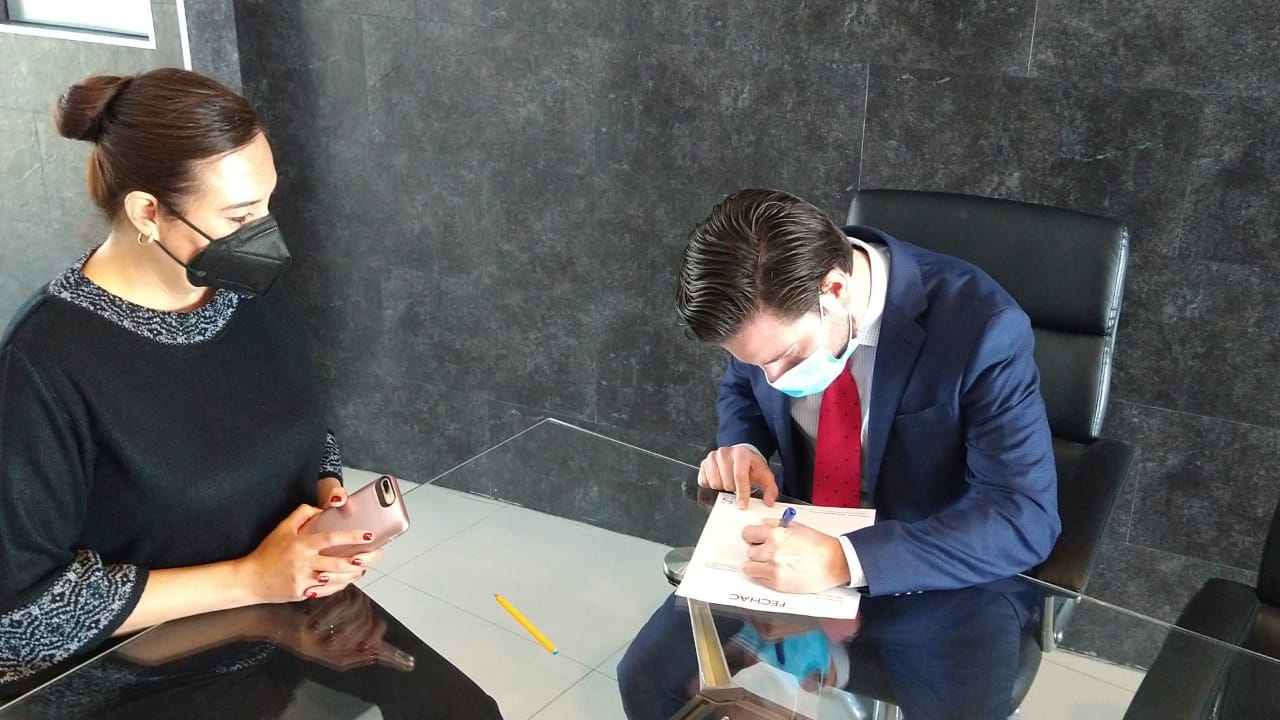 entrega de servidores en Fechac 2