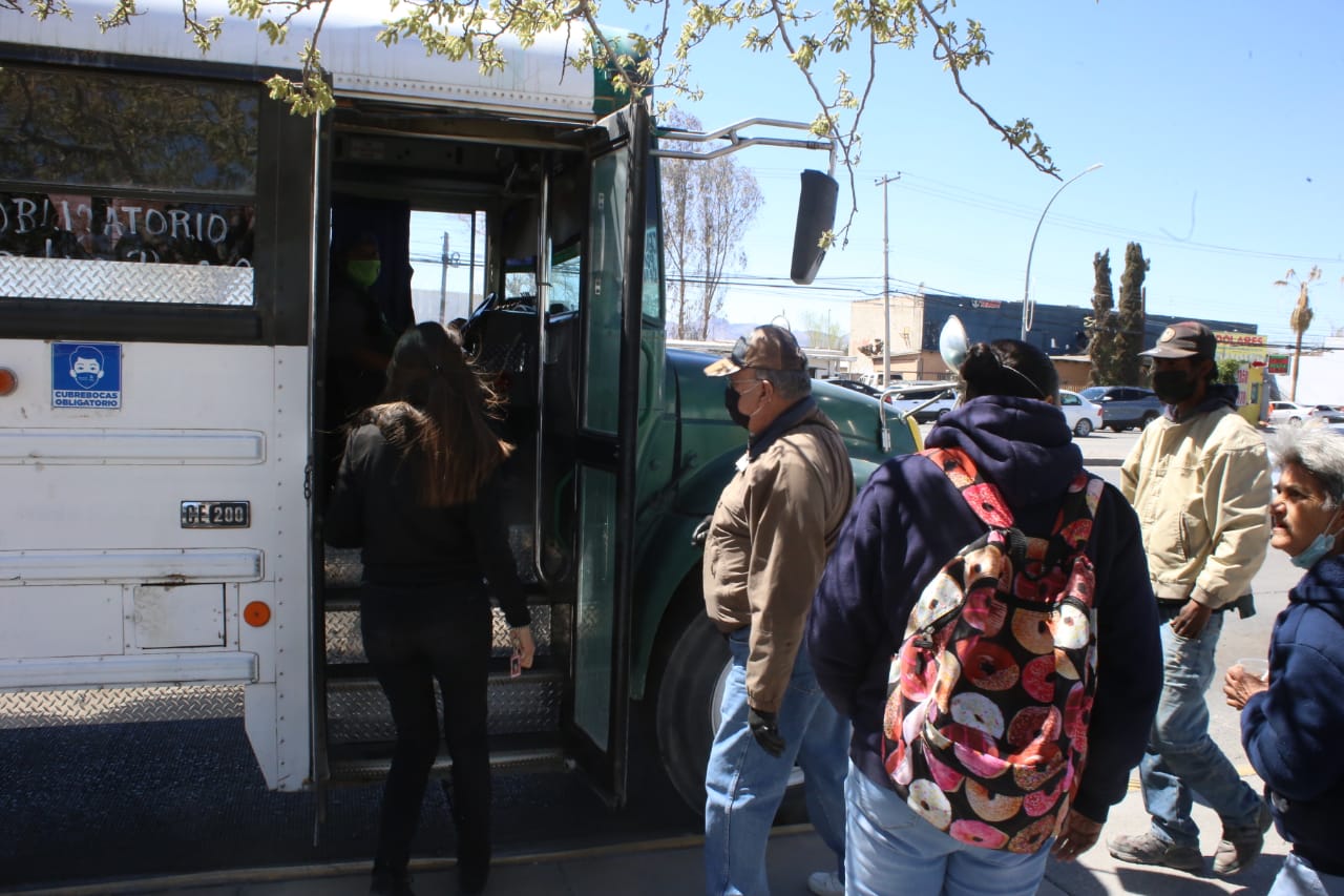 Presenta Gobierno del Estado testimonios ciudadanos avalando pre troncal Bravobus en Av. Gómez Morín 6 6 11
