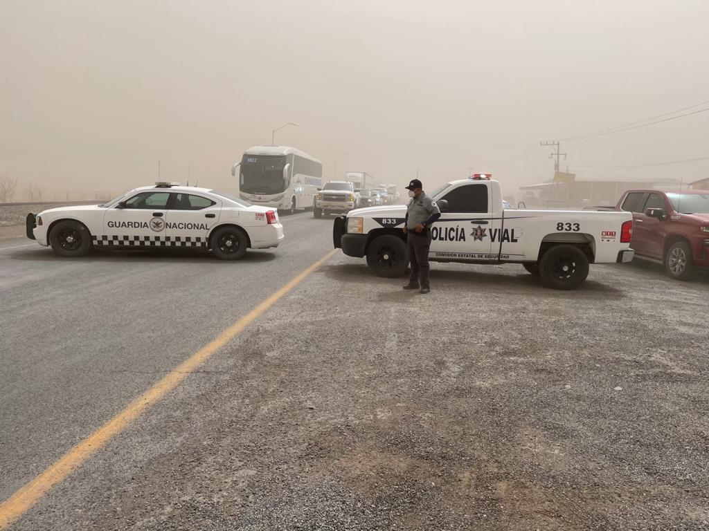 ACCIDENTES VEHICULARES POR FUERTES VIENTOS MARTES 16 DE MARZO 2021 5