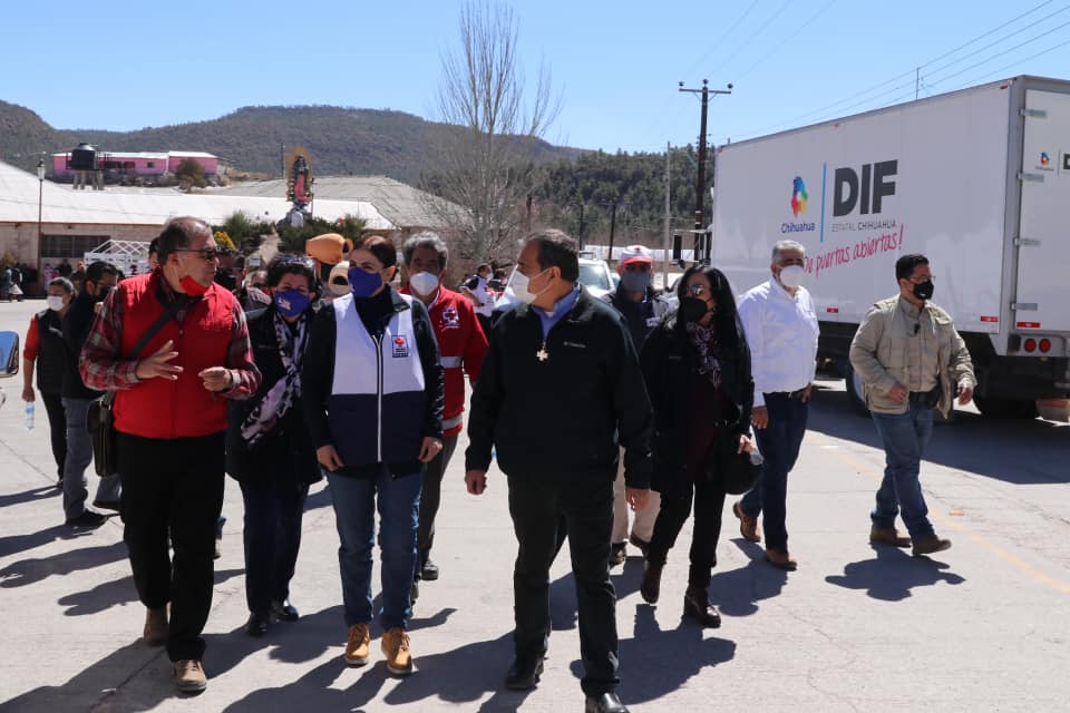 ENTREGA HUMANITARIA DIF CR 13