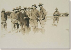Luis Terrazas en Presidio Texas huyendo de Pancho Villa a finales de 1913.