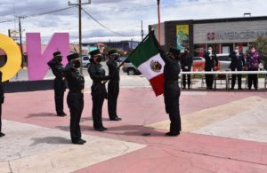 Nuevo Casas Grandes conmemora el 215 natalicio de Benito Juárez 1 Realizan guardia de honor por natalicio de Benito Juarez 3