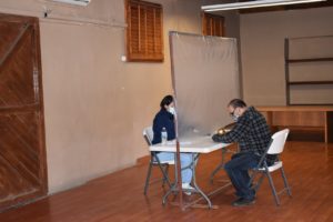 Se esta convocando a padres de familia al Salon de Duela