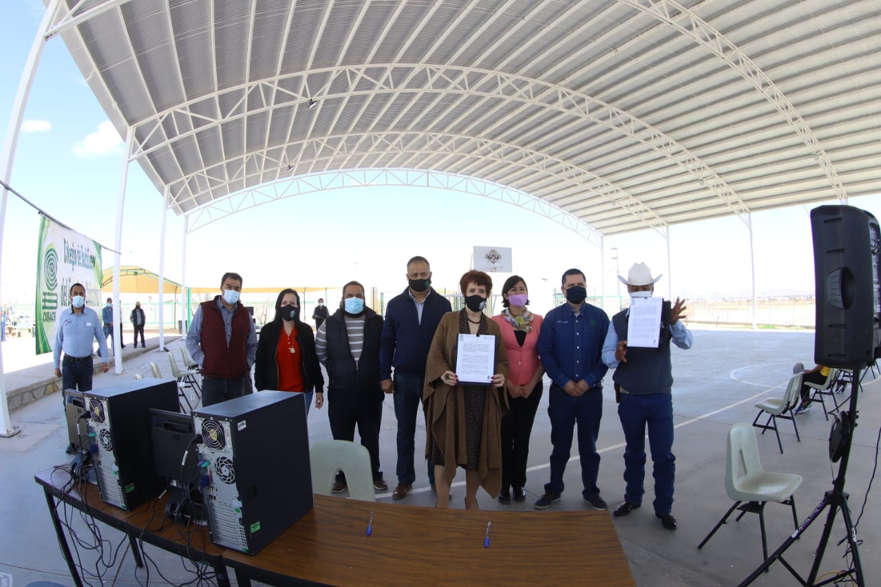 Municipio de Camargo recibe donación de computadoras 5 camargo