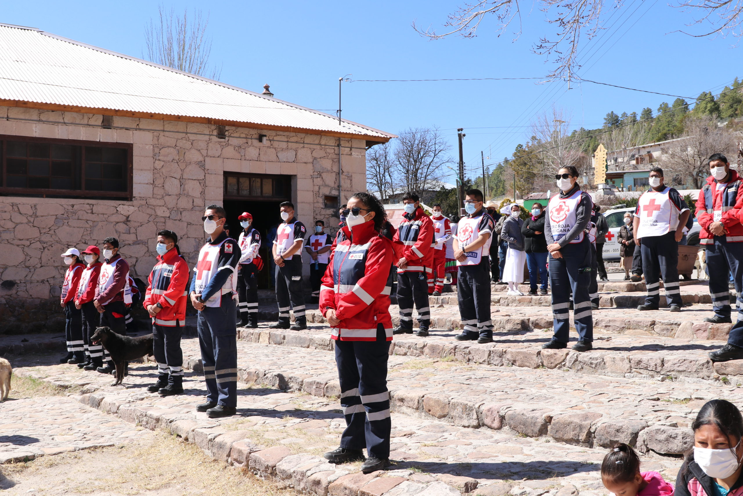 Entregan DIF Estatal y Cruz Roja 80 toneladas de ayuda humanitaria 4 image00003 scaled