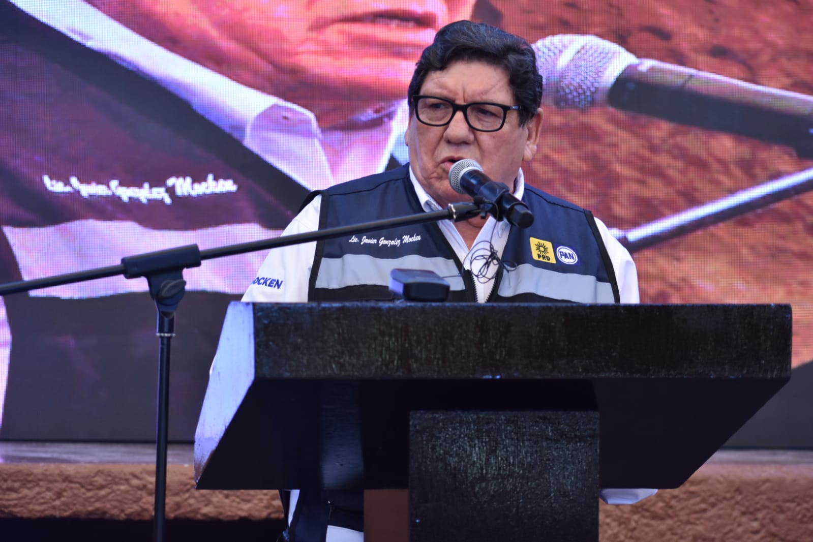 6B346C11 7128 4D83 973B 8F40B1D8792E