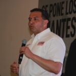 Erick “El Terrible” Morales asiste a evento en apoyo a Cruz Pérez Cuéllar 1 796AE98F E417 4739 A341 A21020BCEB90